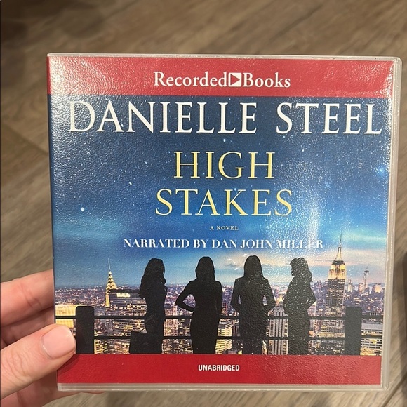 Lot of 7 Danielle Steele Audiobook CDs The Long Road Home, Toxic Bachelors - Picture 6 of 16